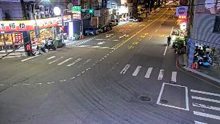 三民路建國路口(台灣大哥大前號誌桿)